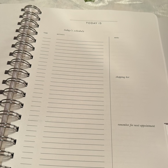 Kate Spade pregnancy planner - Picture 9 of 9